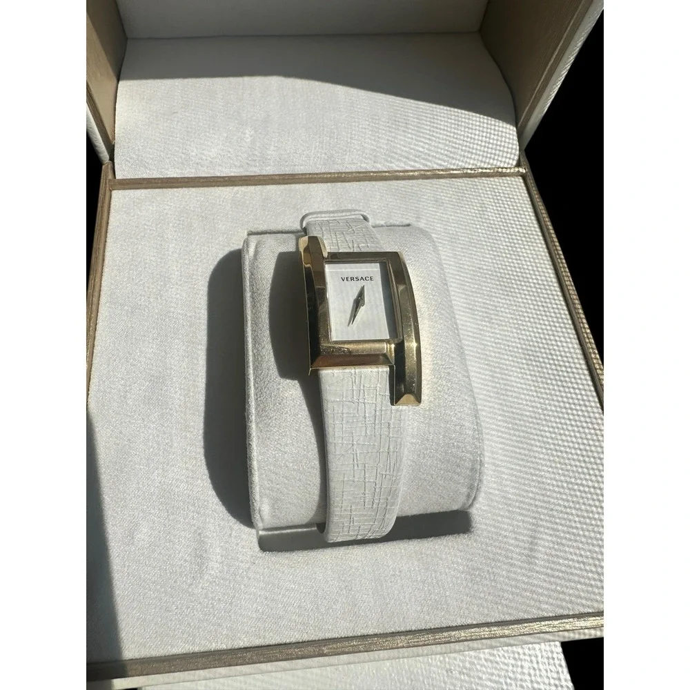 VERSACE Greca White Leather Woman's Watch VELU1218 Preowned